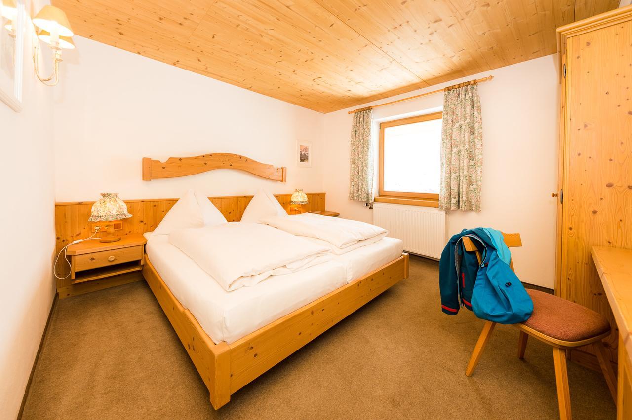Pension Enzian Saalbach-Hinterglemm Exterior photo