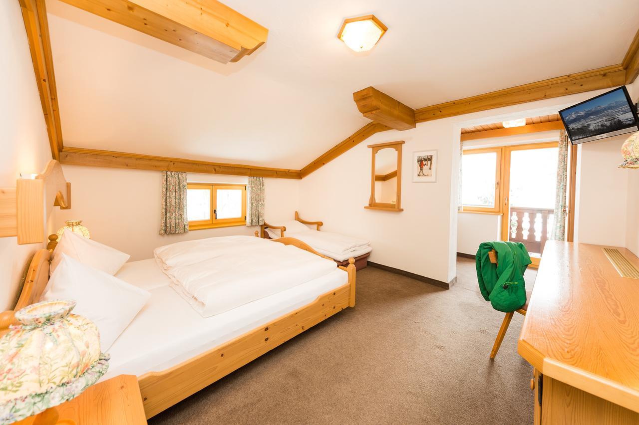 Pension Enzian Saalbach-Hinterglemm Exterior photo