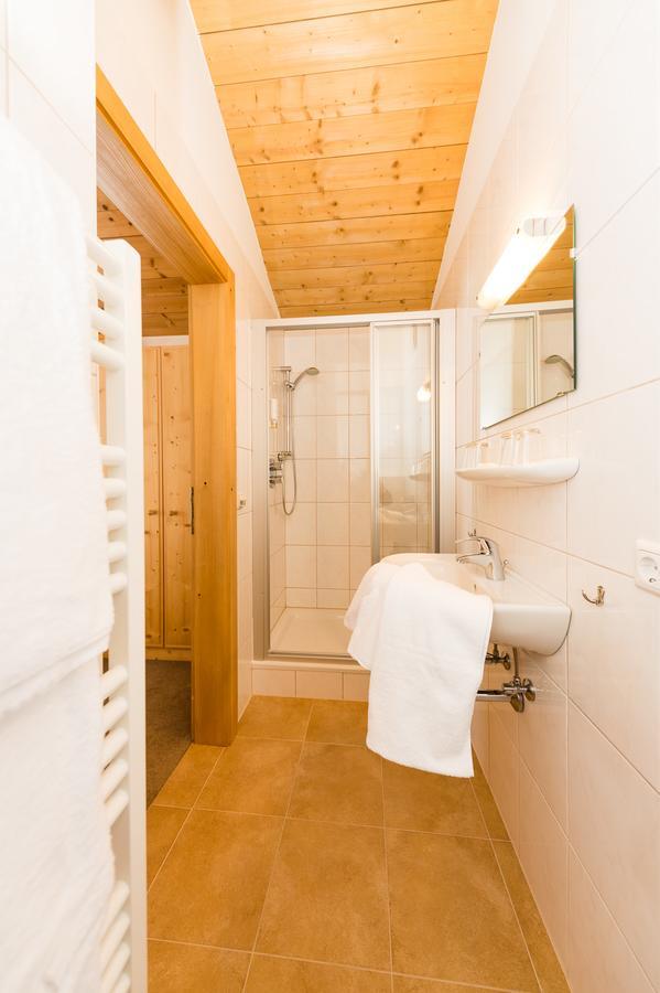 Pension Enzian Saalbach-Hinterglemm Exterior photo